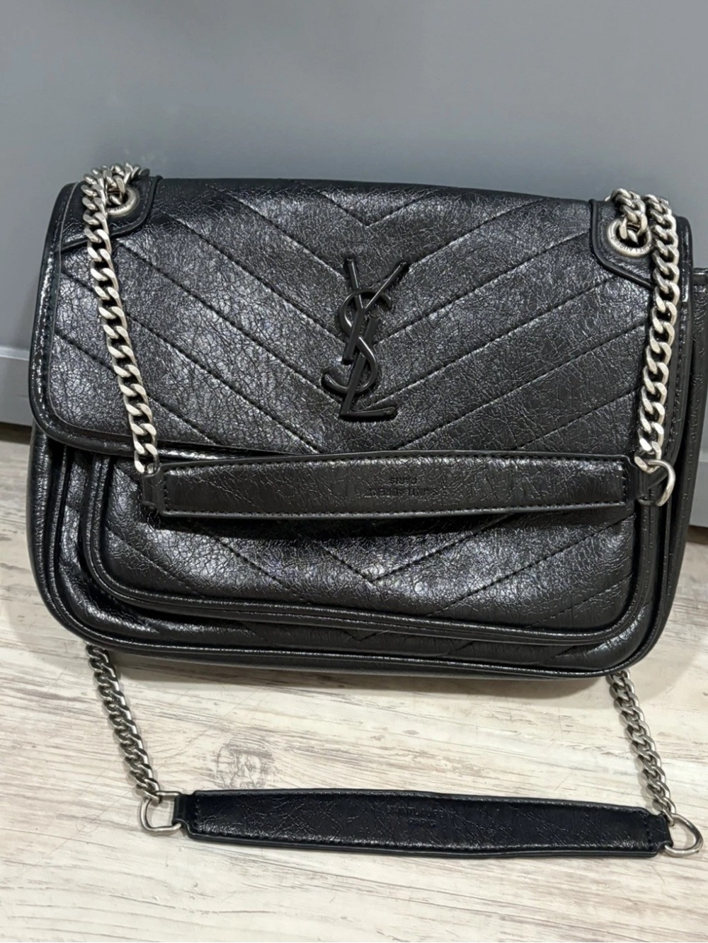 Yves Saint YSL Laurent Niki Medium Leather Bag new